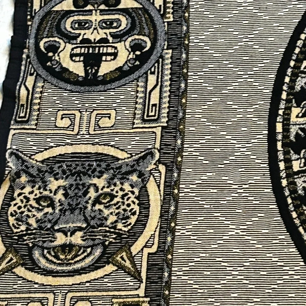 Mexican Aztec Mayan Sun Stone Calendar Woven Tapestry Blanket Jaguar Pyramids